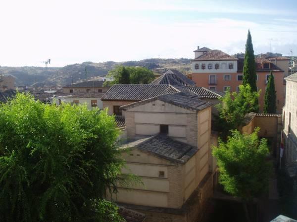 Hostal Santo Tome Toledo Exterior photo